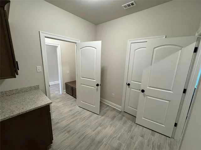 $2,100 | 305 Hendry Drive, Bossier City, LA 71111