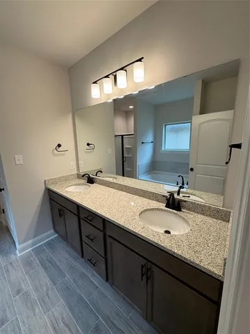 $2,100 | 305 Hendry Drive, Bossier City, LA 71111