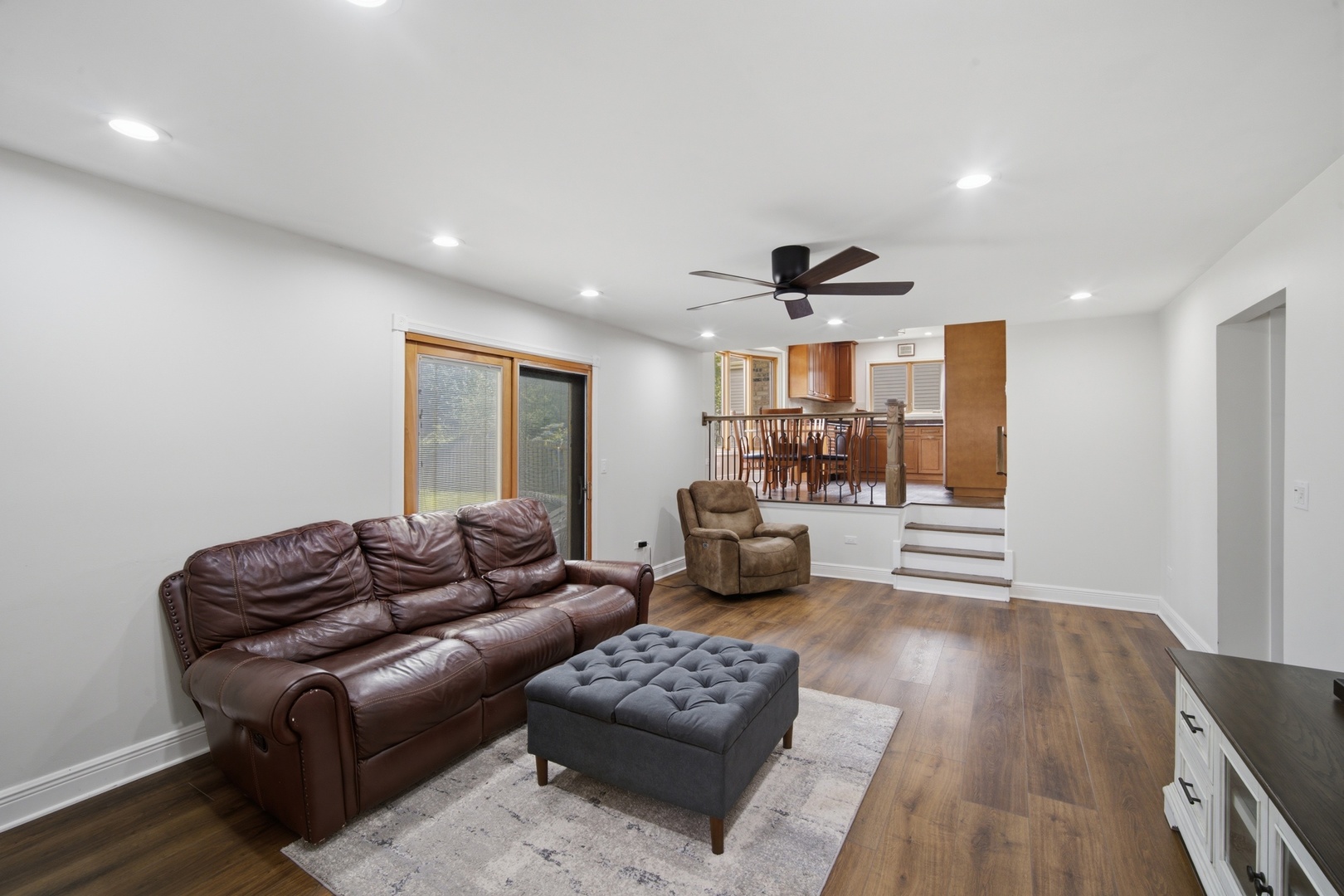 3115 North Stratford Road Arlington Heights, IL 60004 - Photo 9 of 23