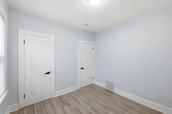 $3,500 | 142 West 103rd Place, Chicago, IL 60628