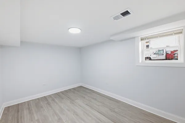 $3,500 | 142 West 103rd Place, Chicago, IL 60628