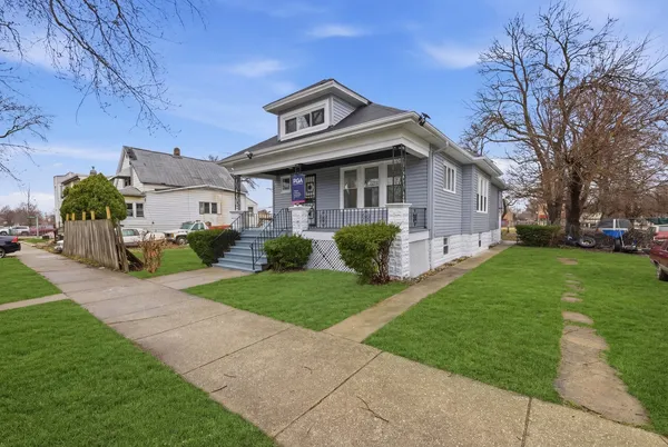 $3,500 | 142 West 103rd Place, Chicago, IL 60628