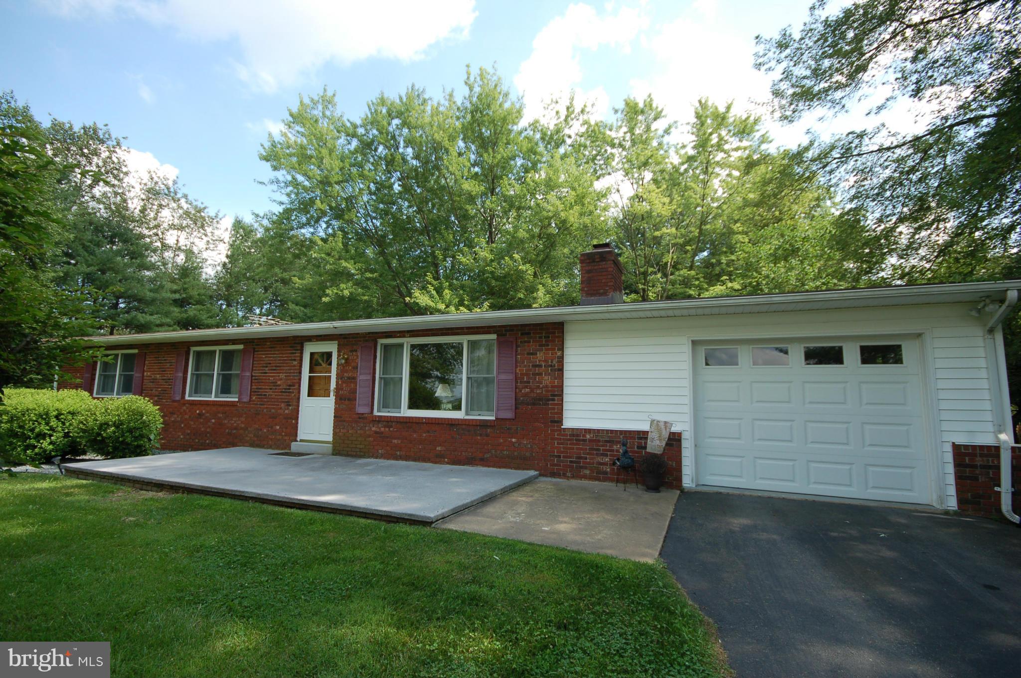 36437 Paxson Road Purcellville, VA 20132 - Photo 18 of 21 Exterior (Front)