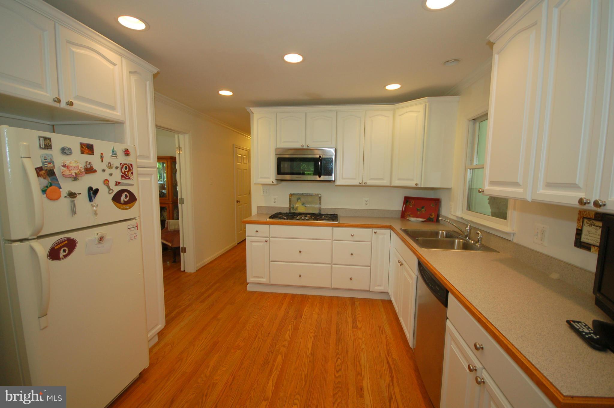 36437 Paxson Road Purcellville, VA 20132 - Photo 7 of 21 Kitchen