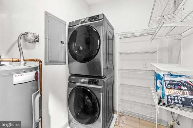 $2,800 | 400 Cameron Station Boulevard, Unit 113, Alexandria, VA 22304