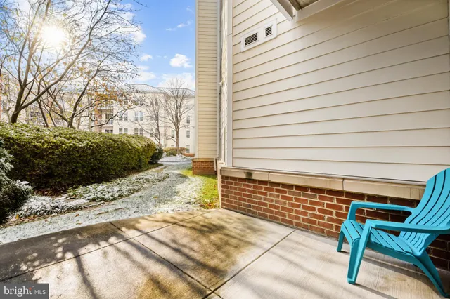$2,800 | 400 Cameron Station Boulevard, Unit 113, Alexandria, VA 22304