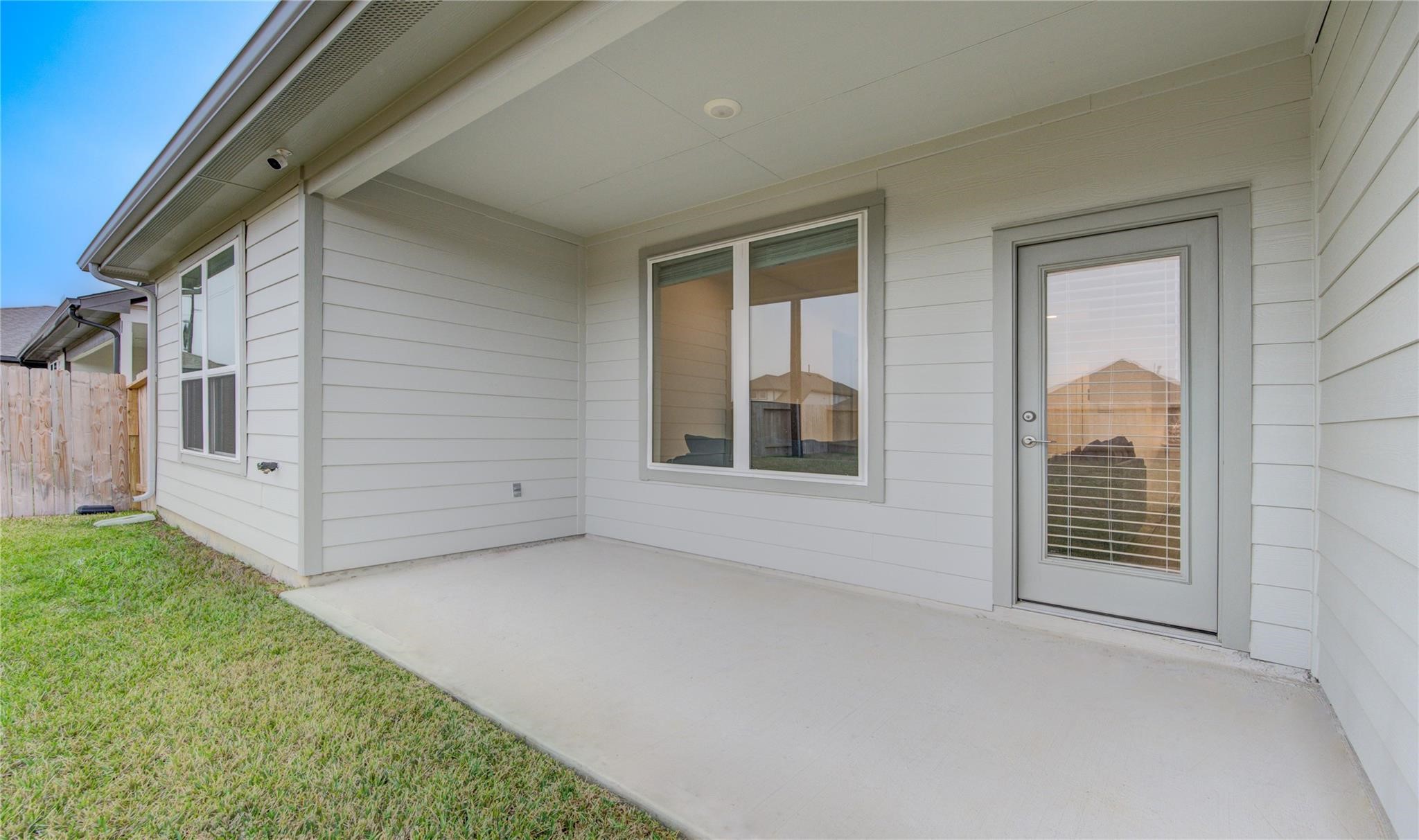 22515 Modica Rift Lane Katy, TX 77449 - Photo 34 of 34 a view of an empty room with windows