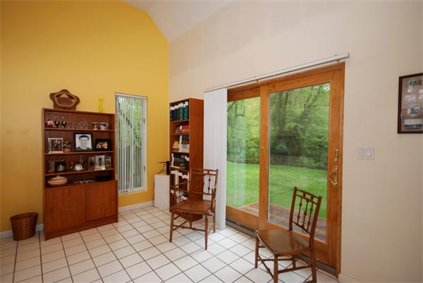 131 Worthen Road Lexington, MA 02421 - Photo 8 of 16