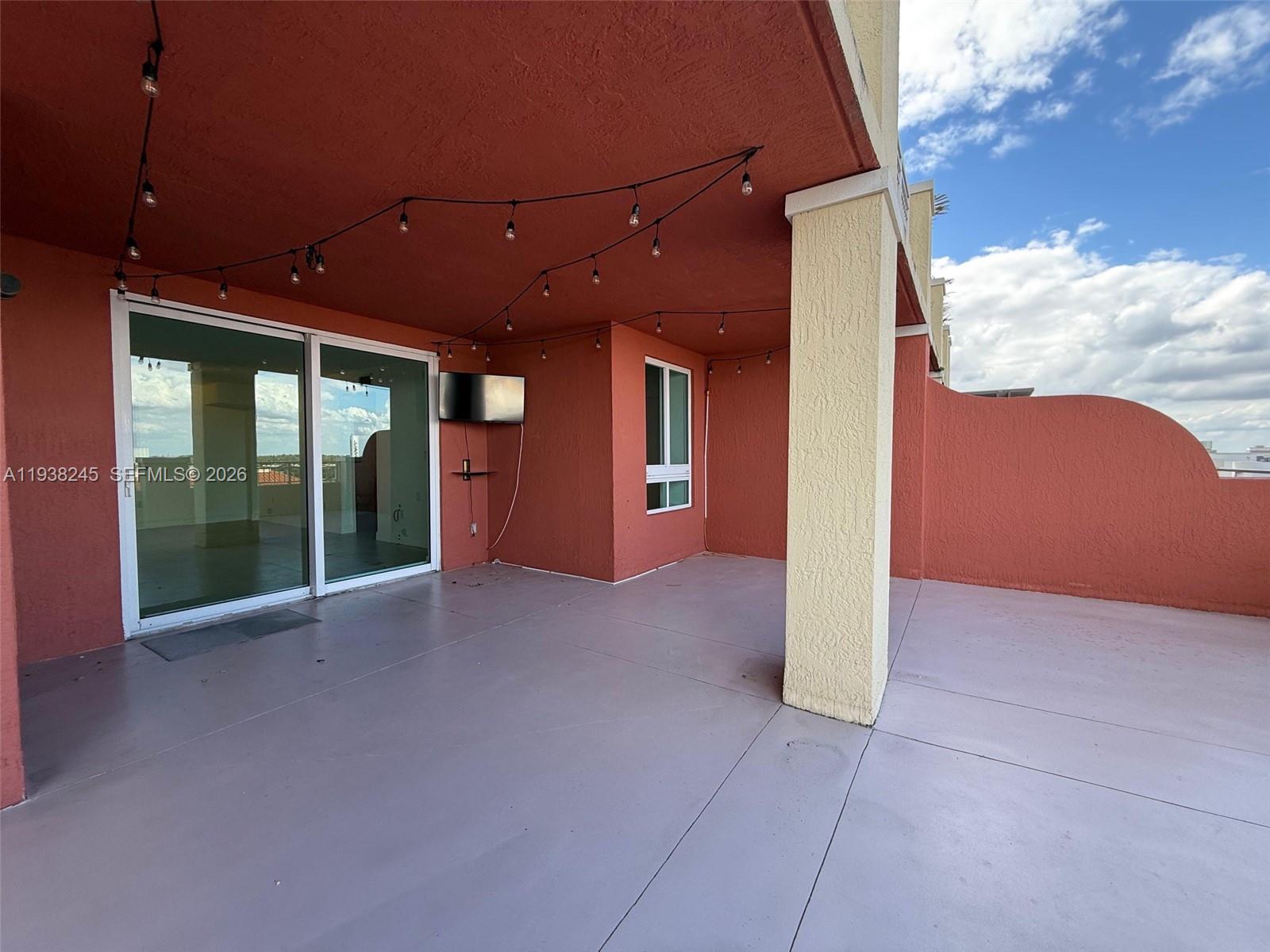 7350 Southwest 89th Street, Unit 907S Miami, FL 33156 - Photo 24 of 25 a view of a porch