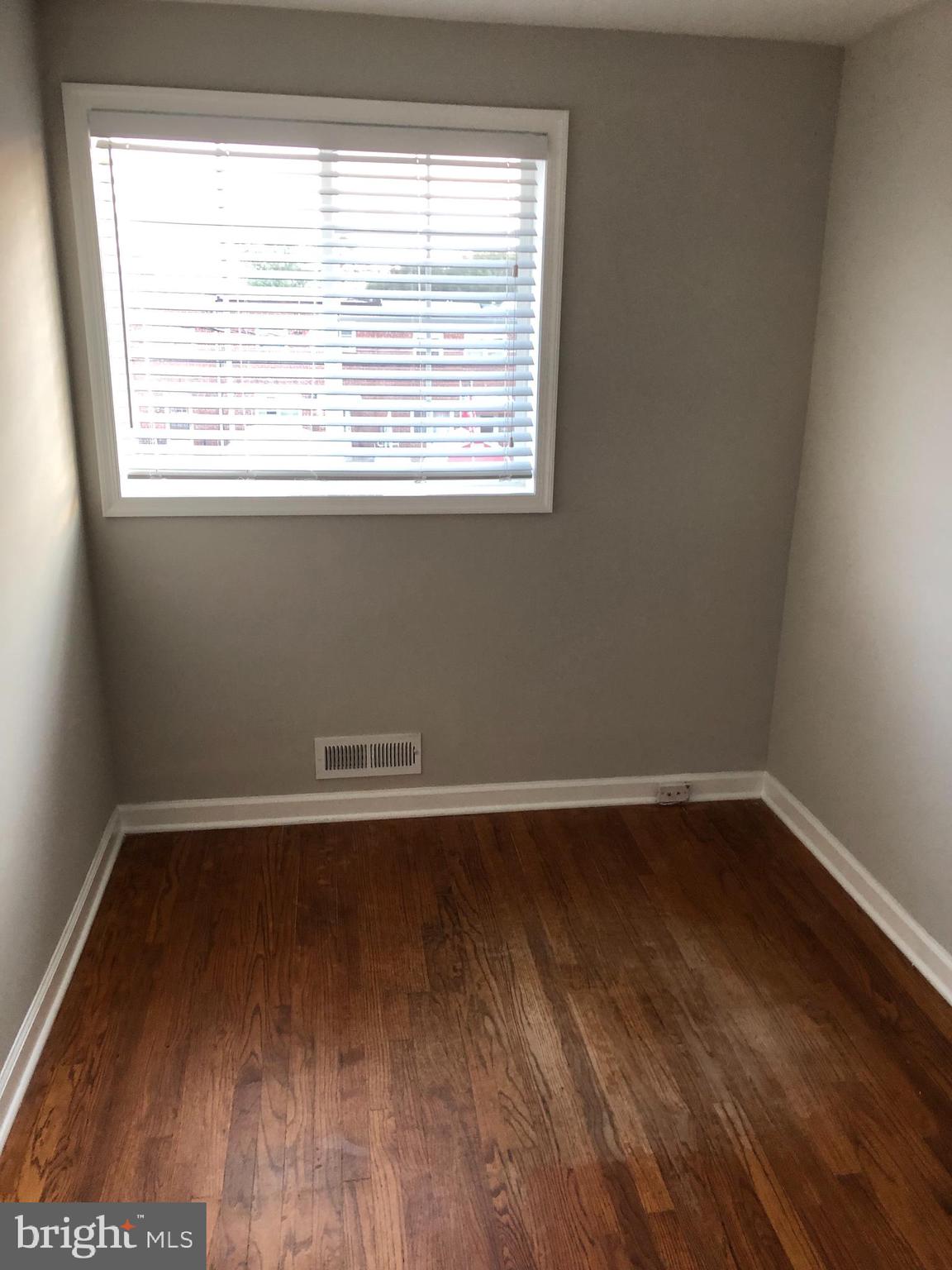 7873 Harold Road Baltimore, MD 21222 - Photo 16 of 17