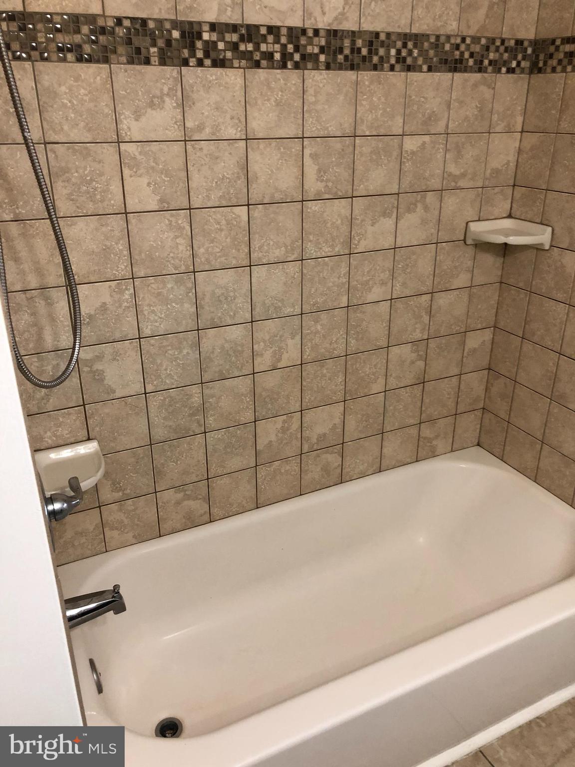 7873 Harold Road Baltimore, MD 21222 - Photo 8 of 17