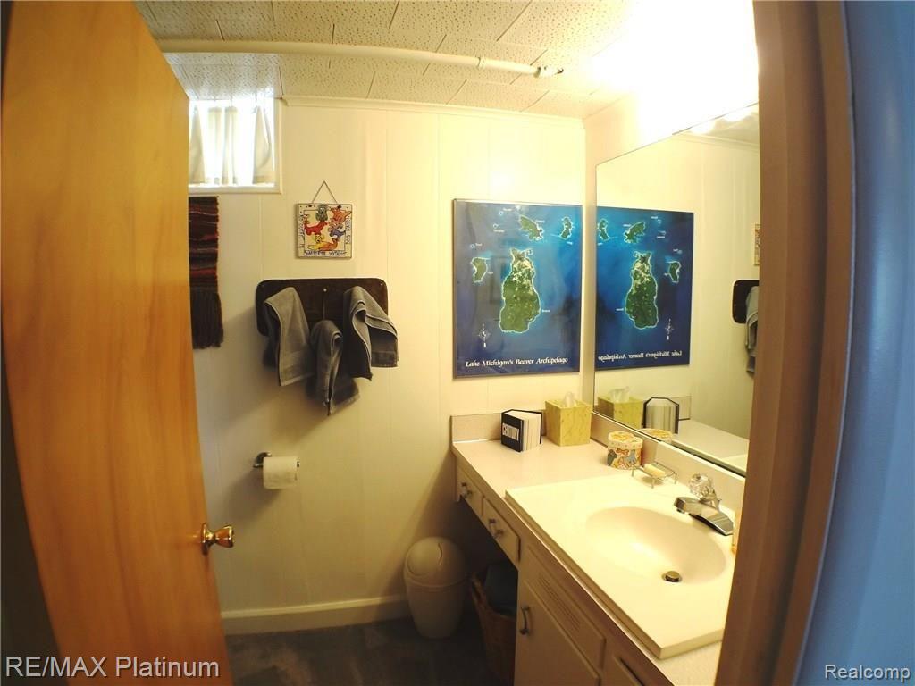 10361 Marshall Road South Lyon, MI 48178 - Photo 25 of 53 DSC00783.JPG