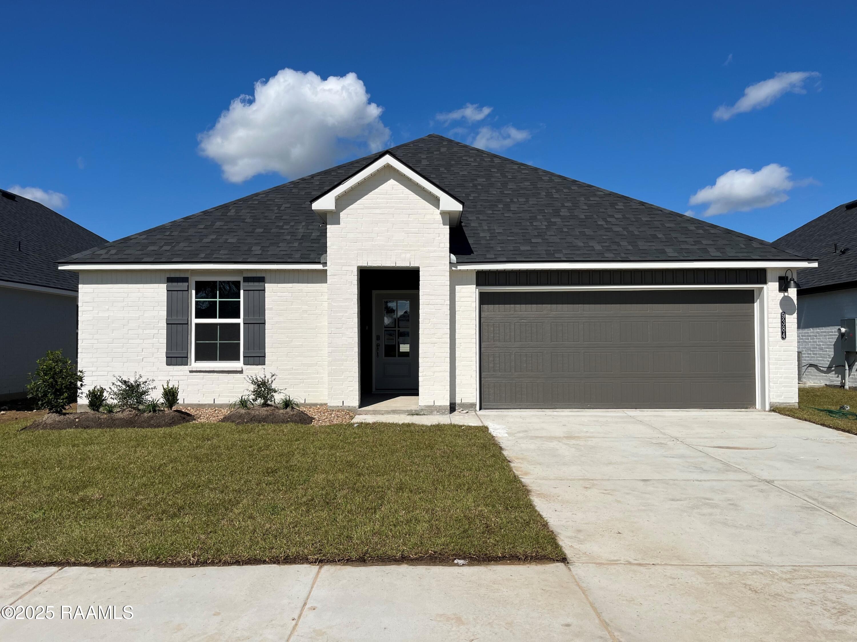 9384 Garrett Road - Front View