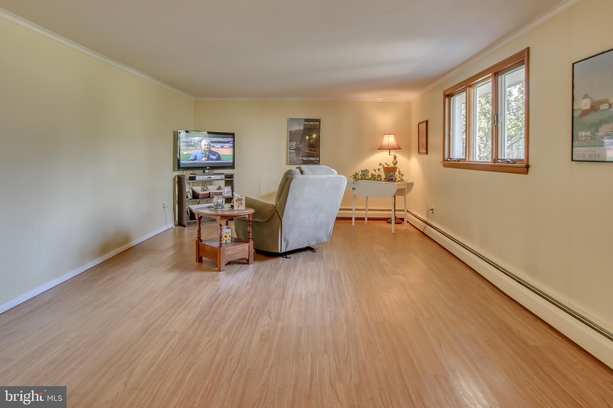 864 Stallion Road Warrington, PA 18976 - Photo 12 of 32 Gallery Image 12