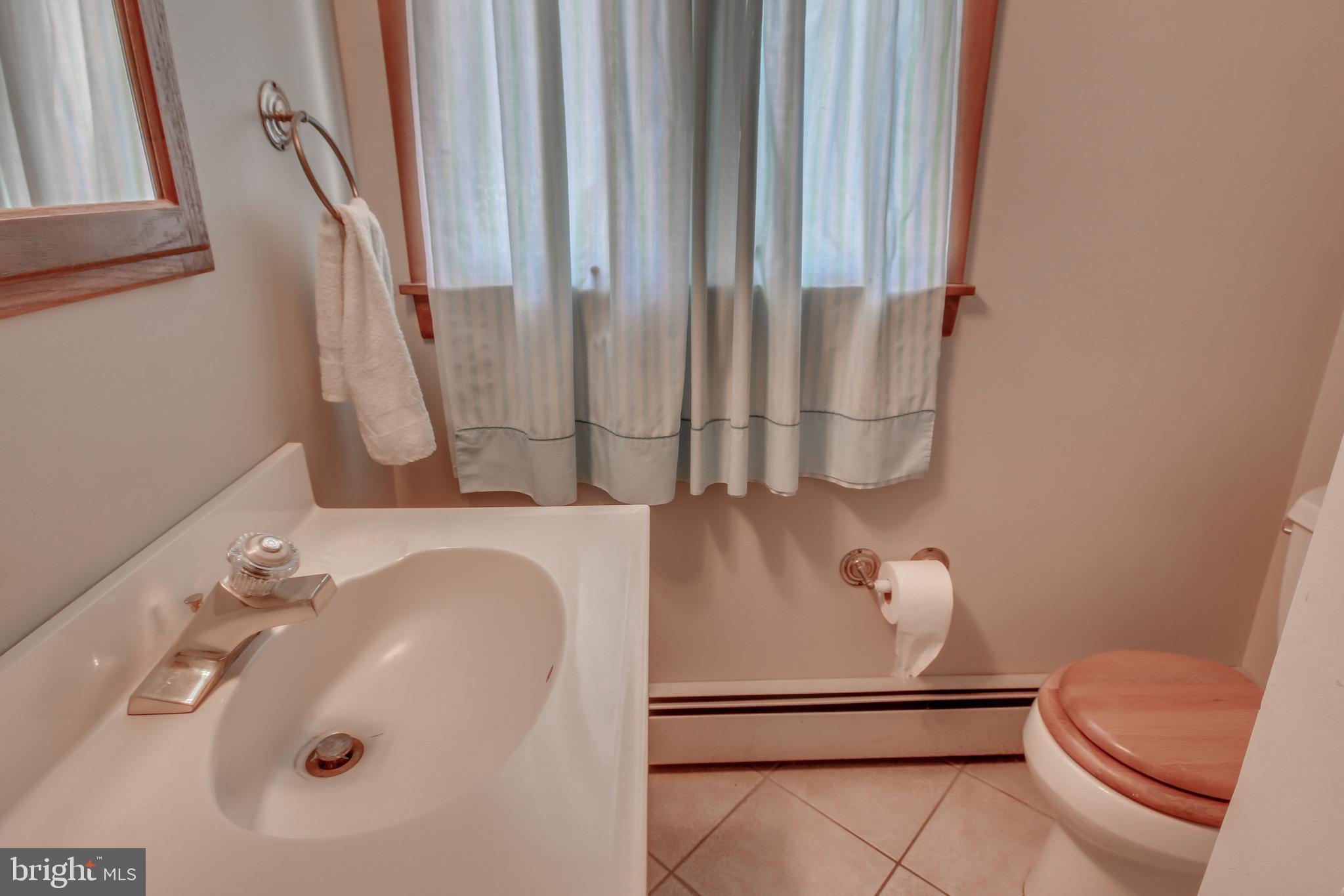 864 Stallion Road Warrington, PA 18976 - Photo 18 of 32 Gallery Image 18