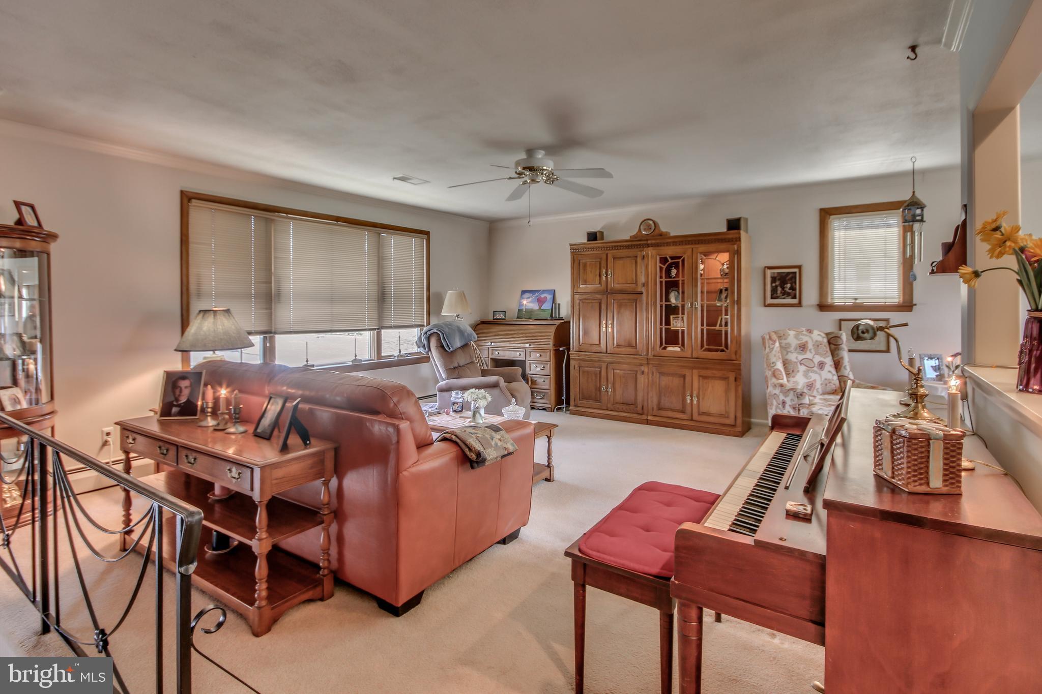 864 Stallion Road Warrington, PA 18976 - Photo 5 of 32 Gallery Image 5