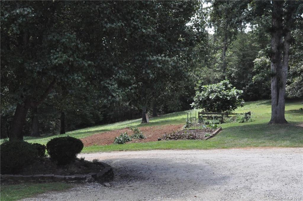 1918 Bill Collins Road Columbus, NC 28722 - Photo 33 of 34