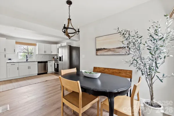 $1,700 | 1707 Wilson W Lee Boulevard, Statesville, NC 28677