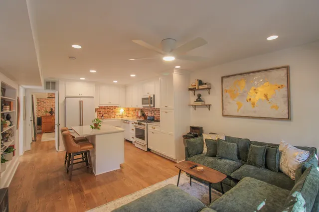 $3,500 | 52 Chapel Street, Unit A, Charleston, SC 29403