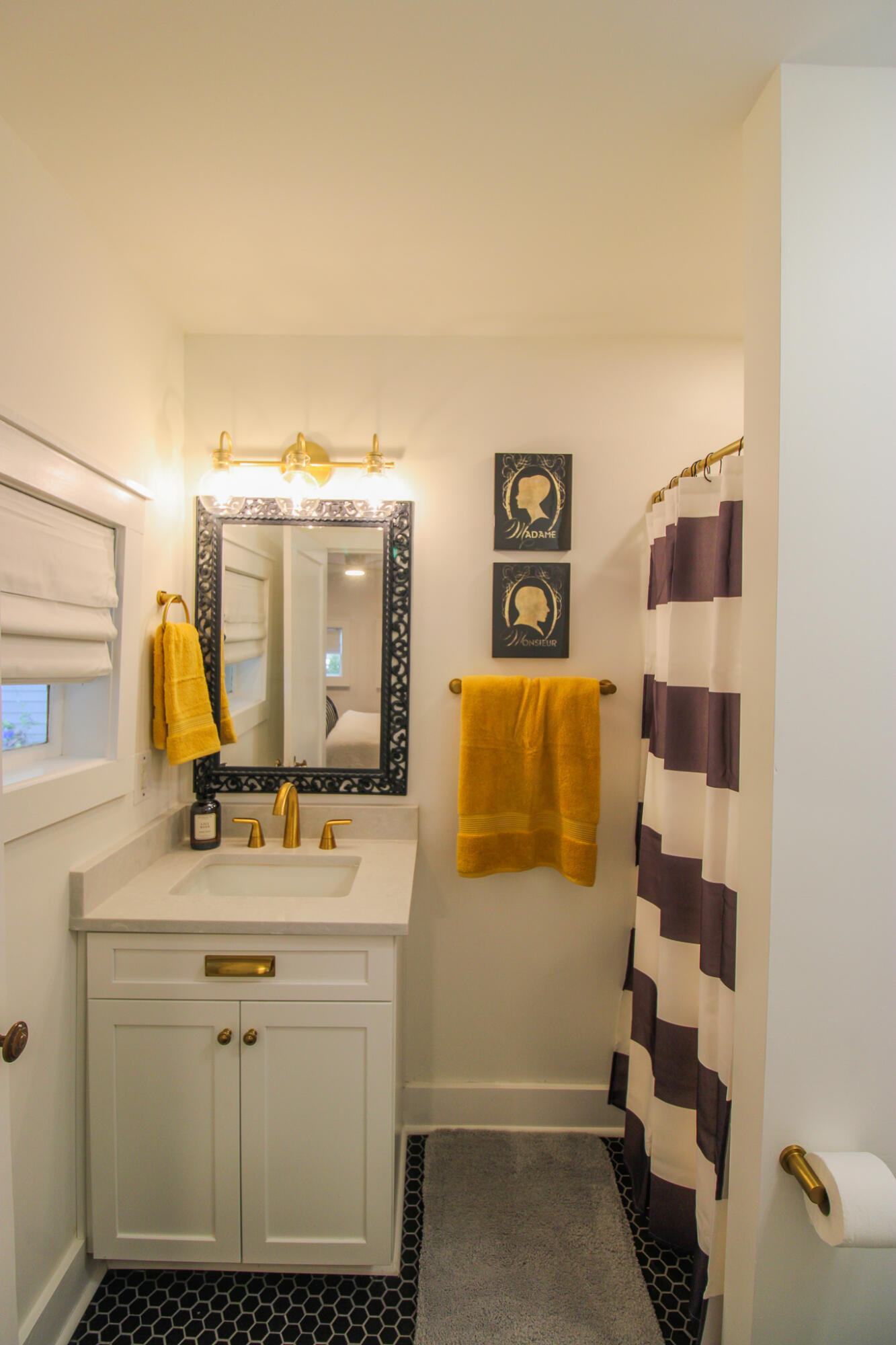 52 Chapel Street, Unit A Charleston, SC 29403 - Photo 7 of 14 IMG_1113