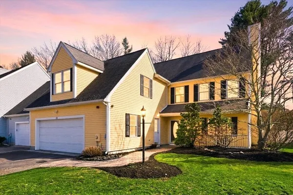 $799,000 | 124 Clear Pond Drive, Unit 124, Walpole, MA 02081