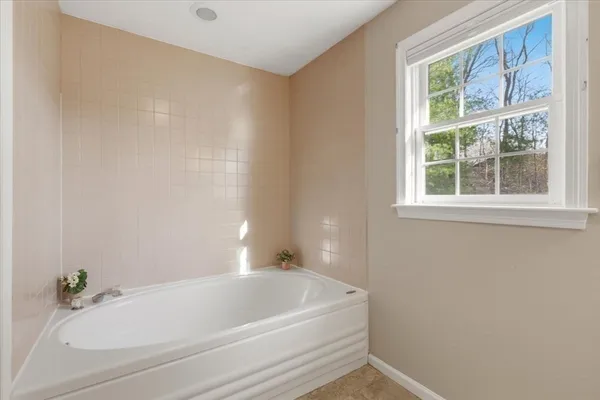 $799,000 | 124 Clear Pond Drive, Unit 124, Walpole, MA 02081