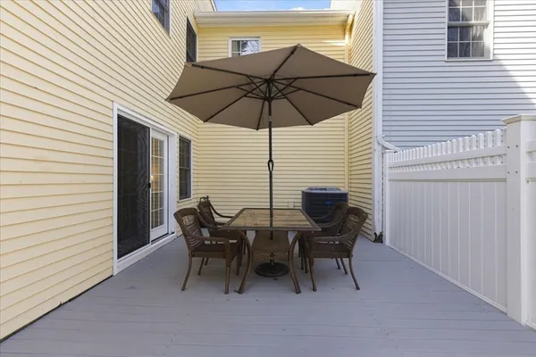 $799,000 | 124 Clear Pond Drive, Unit 124, Walpole, MA 02081