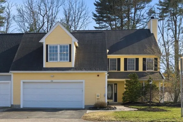 $799,000 | 124 Clear Pond Drive, Unit 124, Walpole, MA 02081