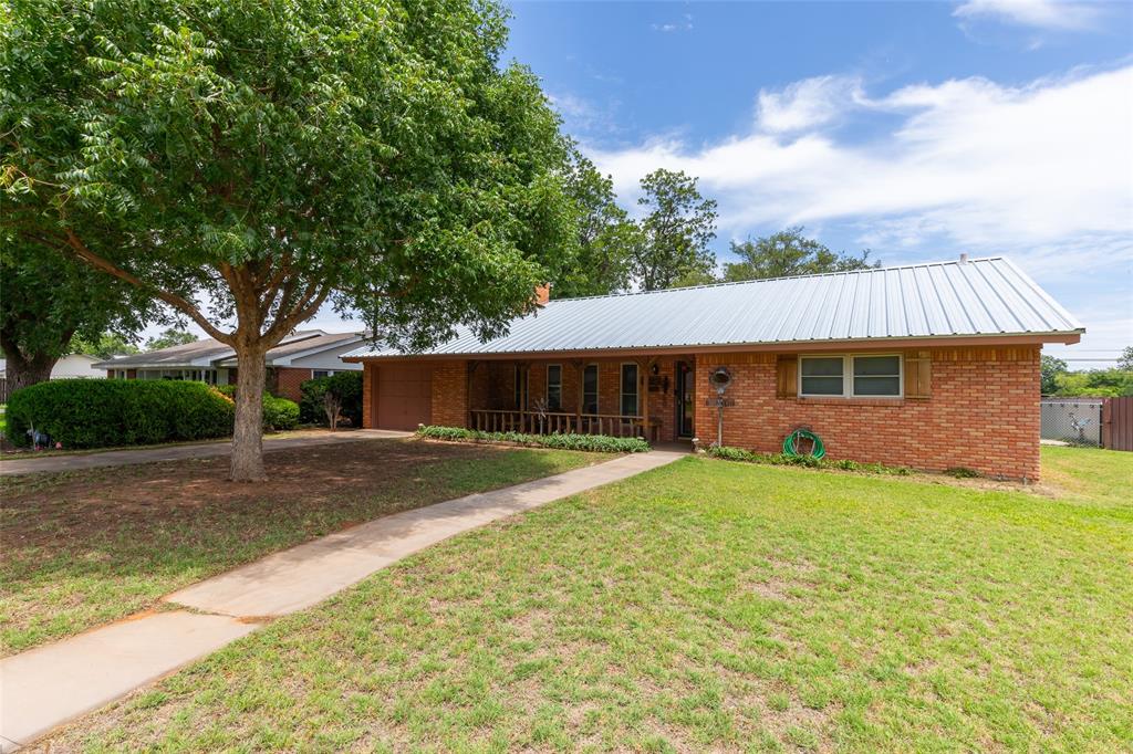 1800 North Ave F Haskell, TX 79521 - Photo 1 of 32
