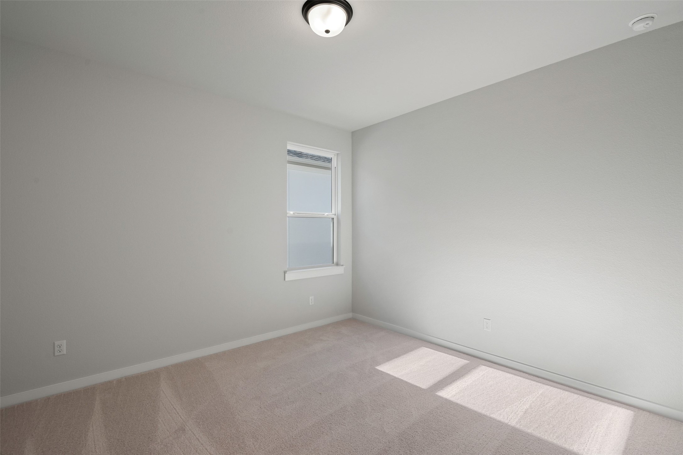 228 Brandywine Road Hutto, TX 78634 - Photo 33 of 40 a view of an empty room