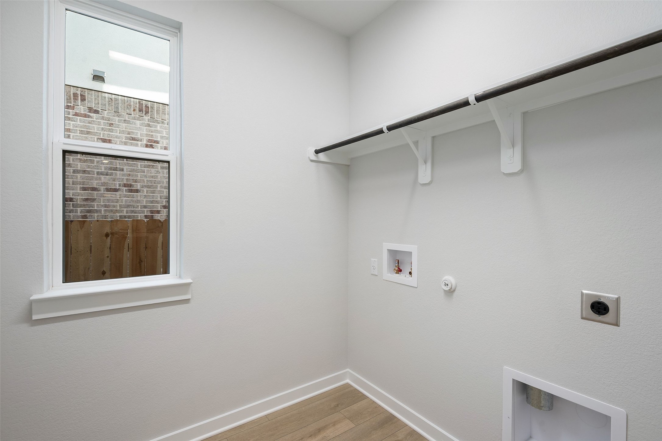 228 Brandywine Road Hutto, TX 78634 - Photo 8 of 40 a small space with a window