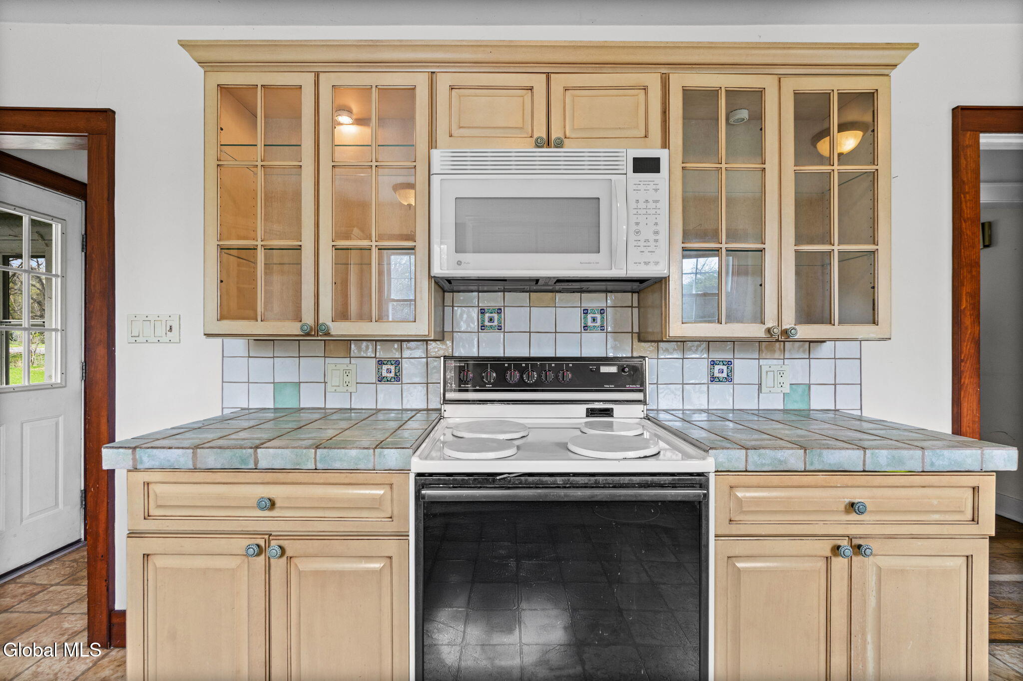 926 Saratoga Road Ballston, NY 12019 - Photo 12 of 46 54-web-or-mls-926-saratoga-rd