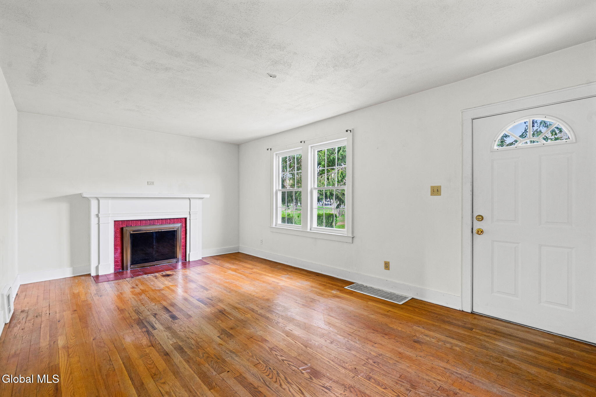 926 Saratoga Road Ballston, NY 12019 - Photo 18 of 46 47-web-or-mls-926-saratoga-rd