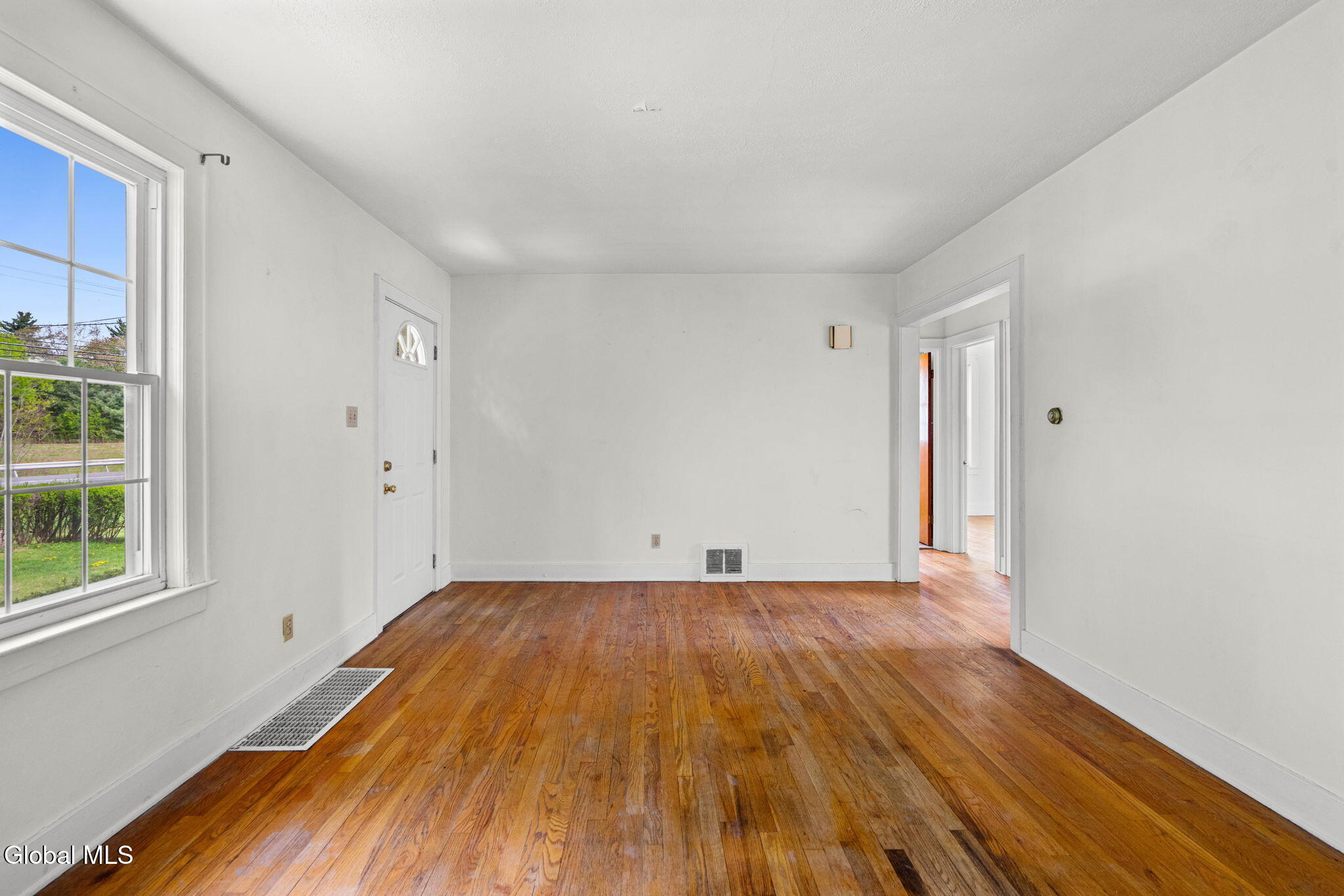 926 Saratoga Road Ballston, NY 12019 - Photo 20 of 46 25-web-or-mls-926-saratoga-rd