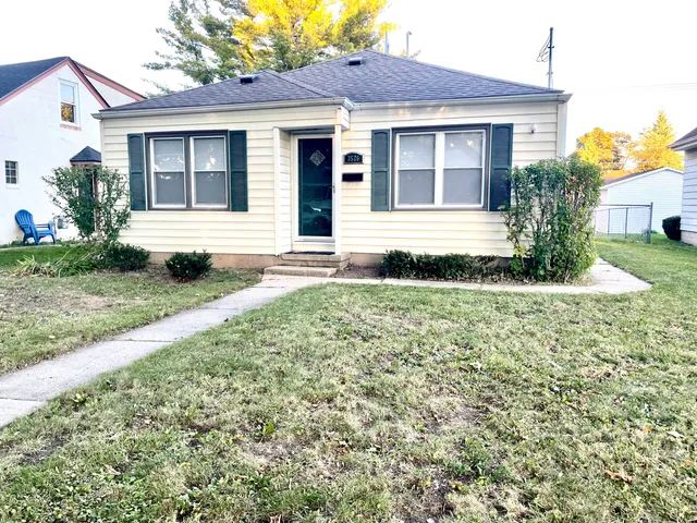 $195,900 | 3526 North 77th Street, Milwaukee, WI 53222