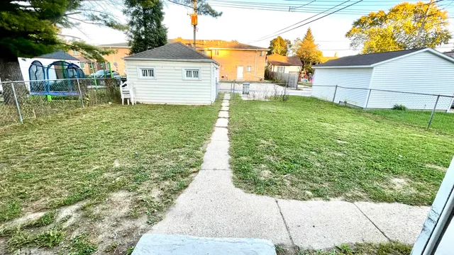 $195,900 | 3526 North 77th Street, Milwaukee, WI 53222