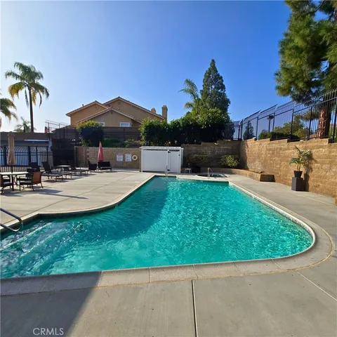 $525,000 | 145 South Poplar Avenue, Brea, CA 92821