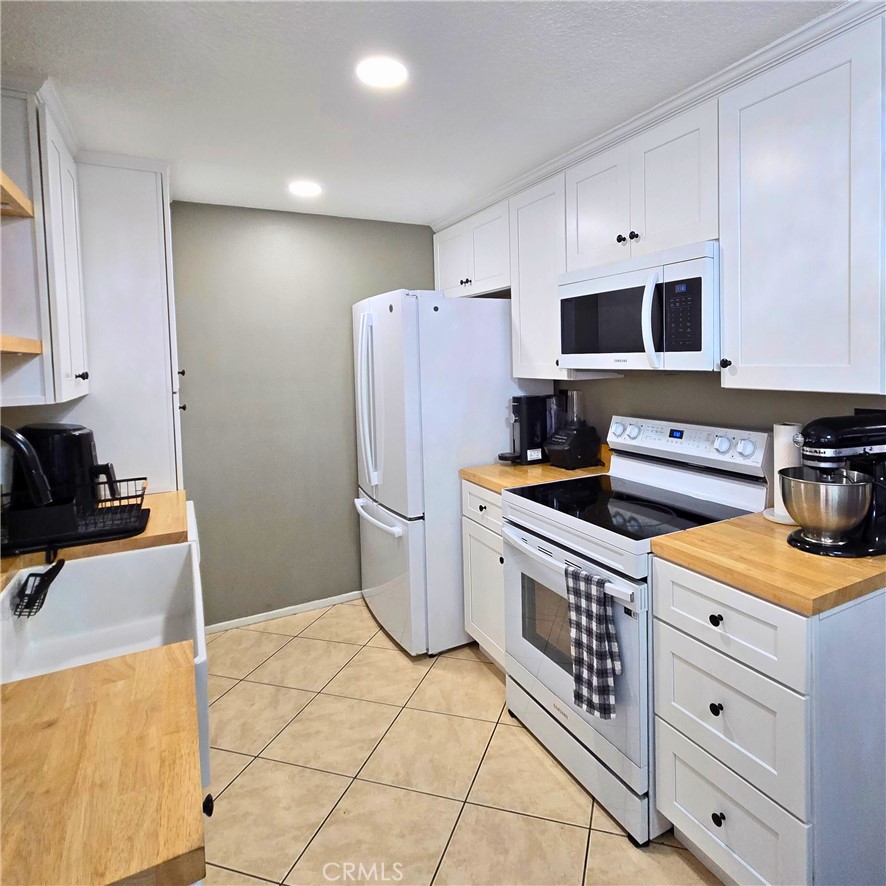 145 South Poplar Avenue Brea, CA 92821 - Photo 6 of 15