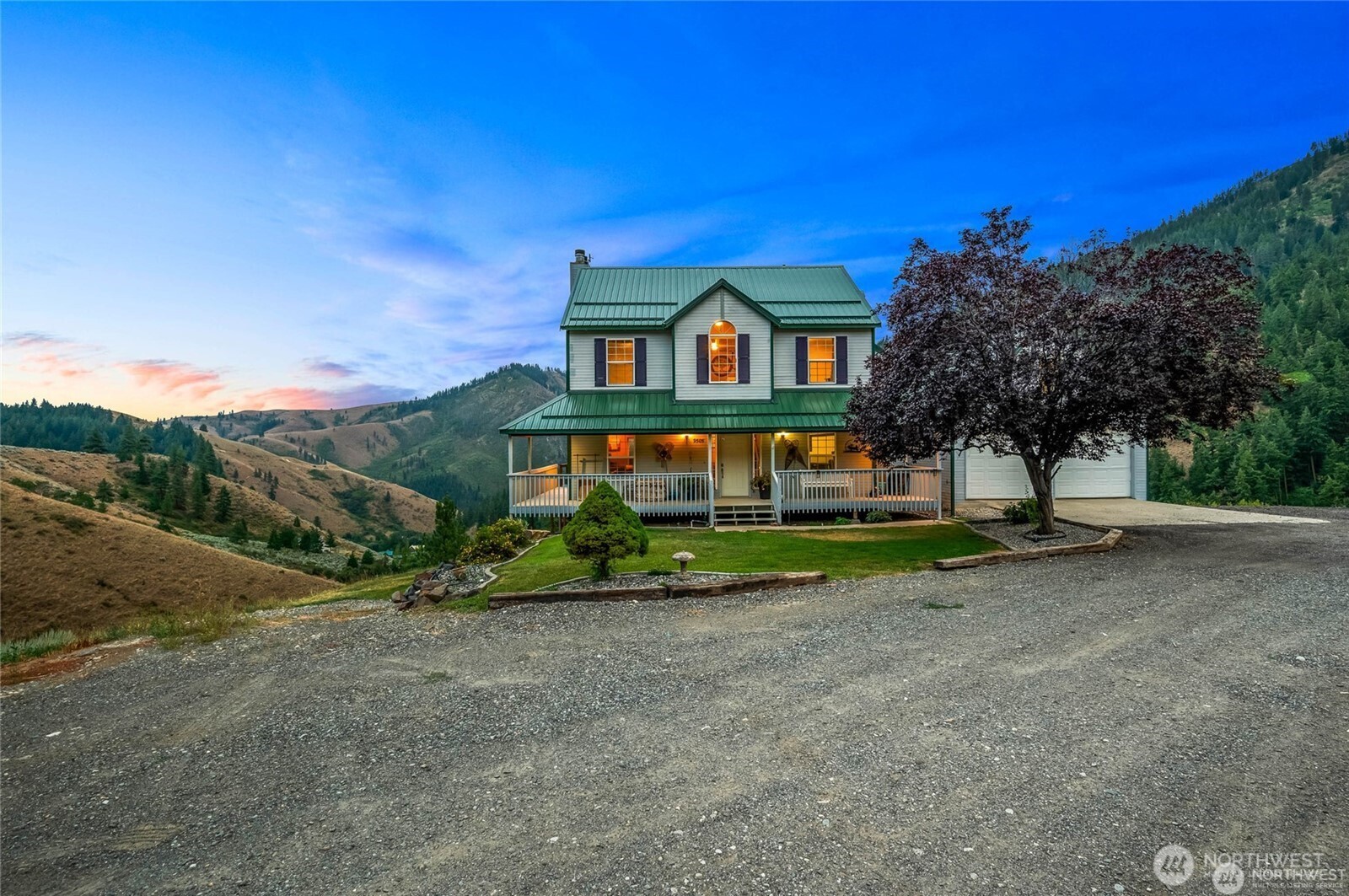 9505 Plateau Road Cashmere, WA 98815 - Photo 8 of 37
