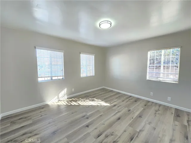 $2,500 | 44309 Date, Lancaster, CA 93534