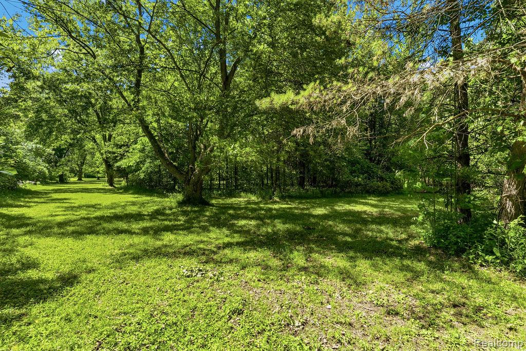 6256 Turner Road Flushing, MI 48433 - Photo 35 of 41