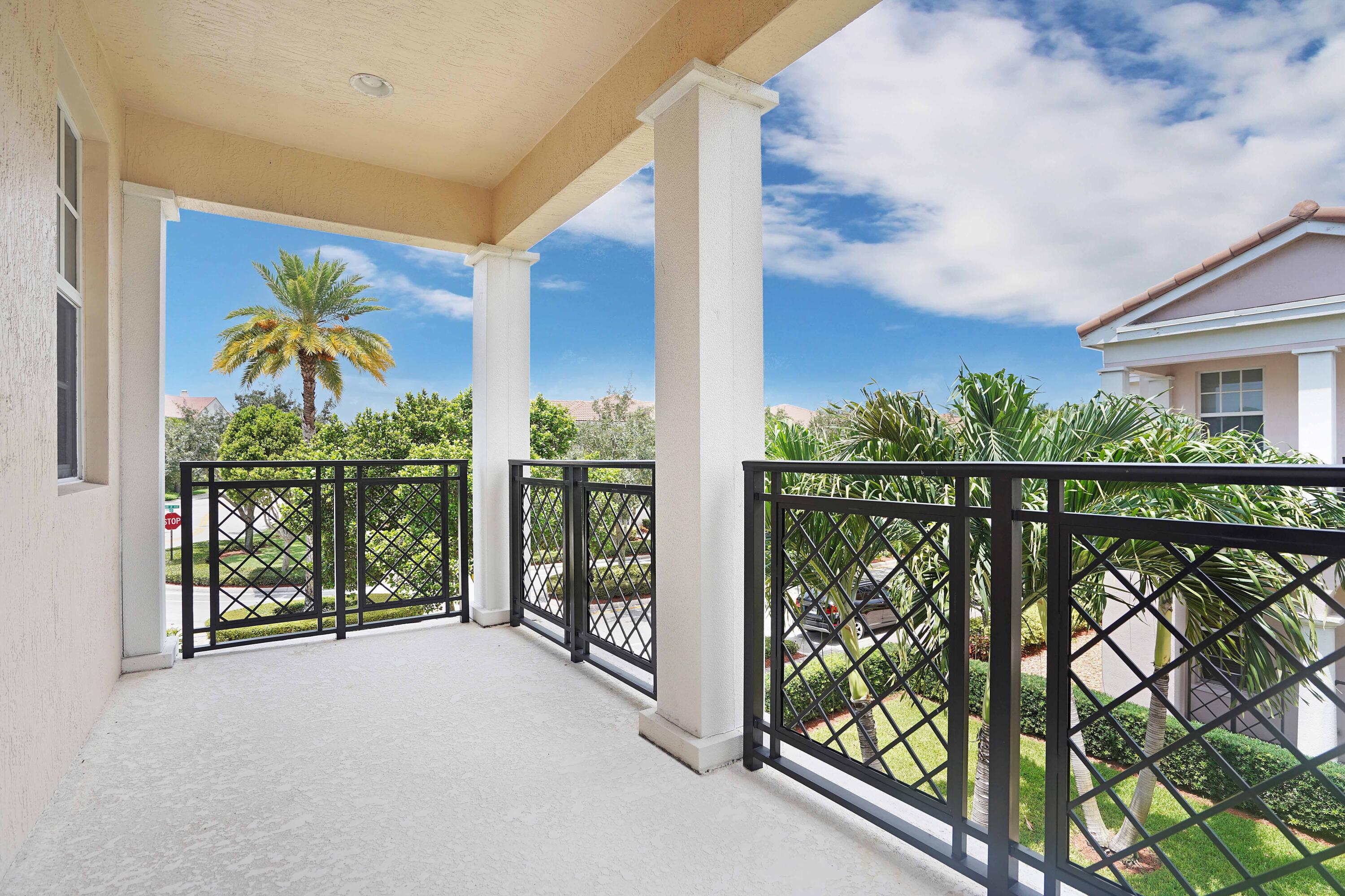 798 Northwest 83rd Lane Boca Raton, FL 33487 - Photo 8 of 35 wooden floor with a yard