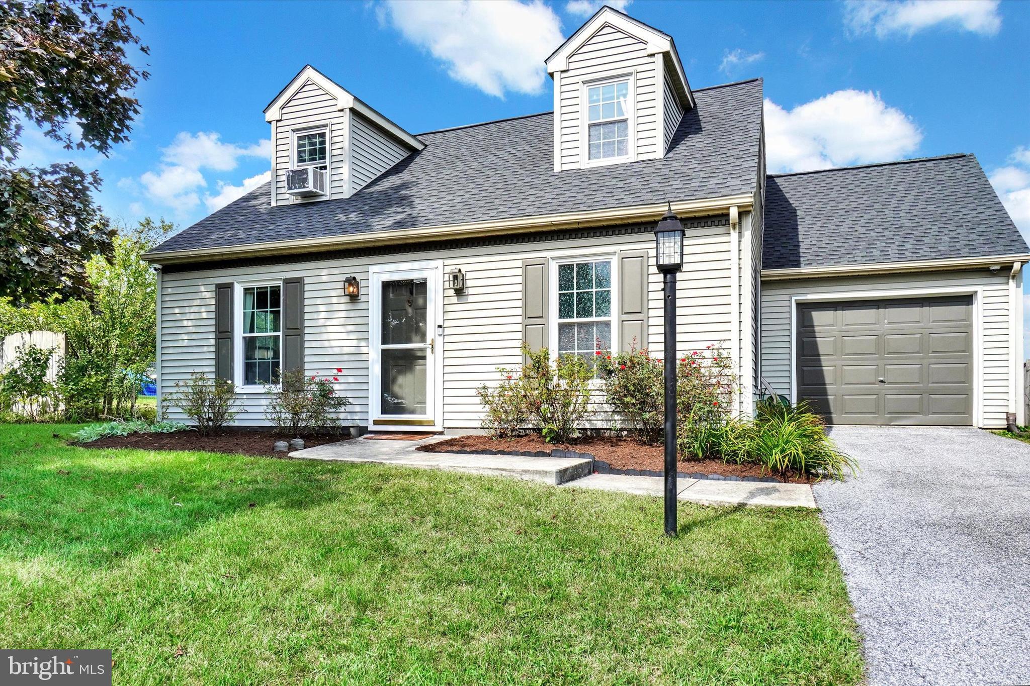 3141 Pineview Drive Dover, PA 17315 - Photo 2 of 31