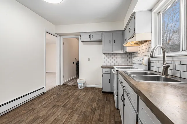 $285,000 | 660 Greenlawn Street, Ypsilanti, MI 48198