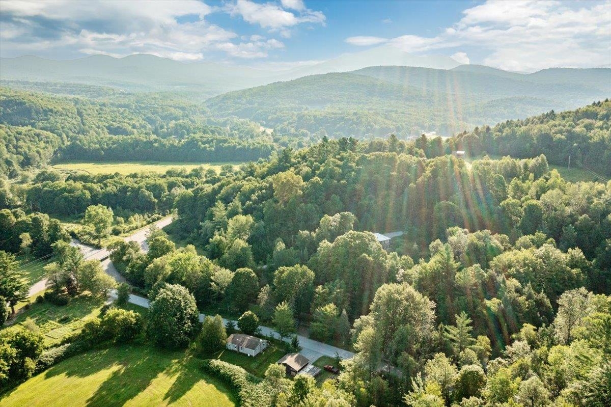 135 West Hill Road Montgomery, VT 05450 - Photo 7 of 37