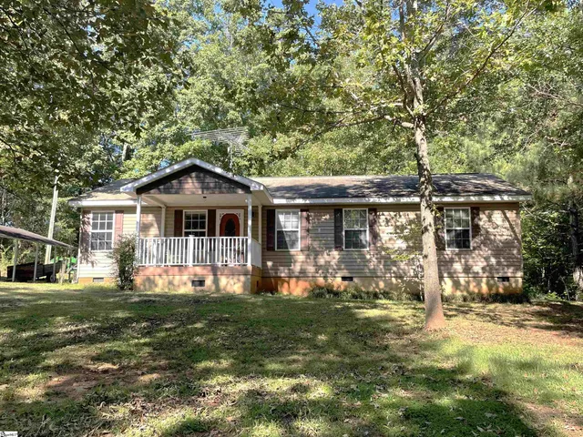 $369,500 | 111 Chauga Road, Westminster, SC 29693