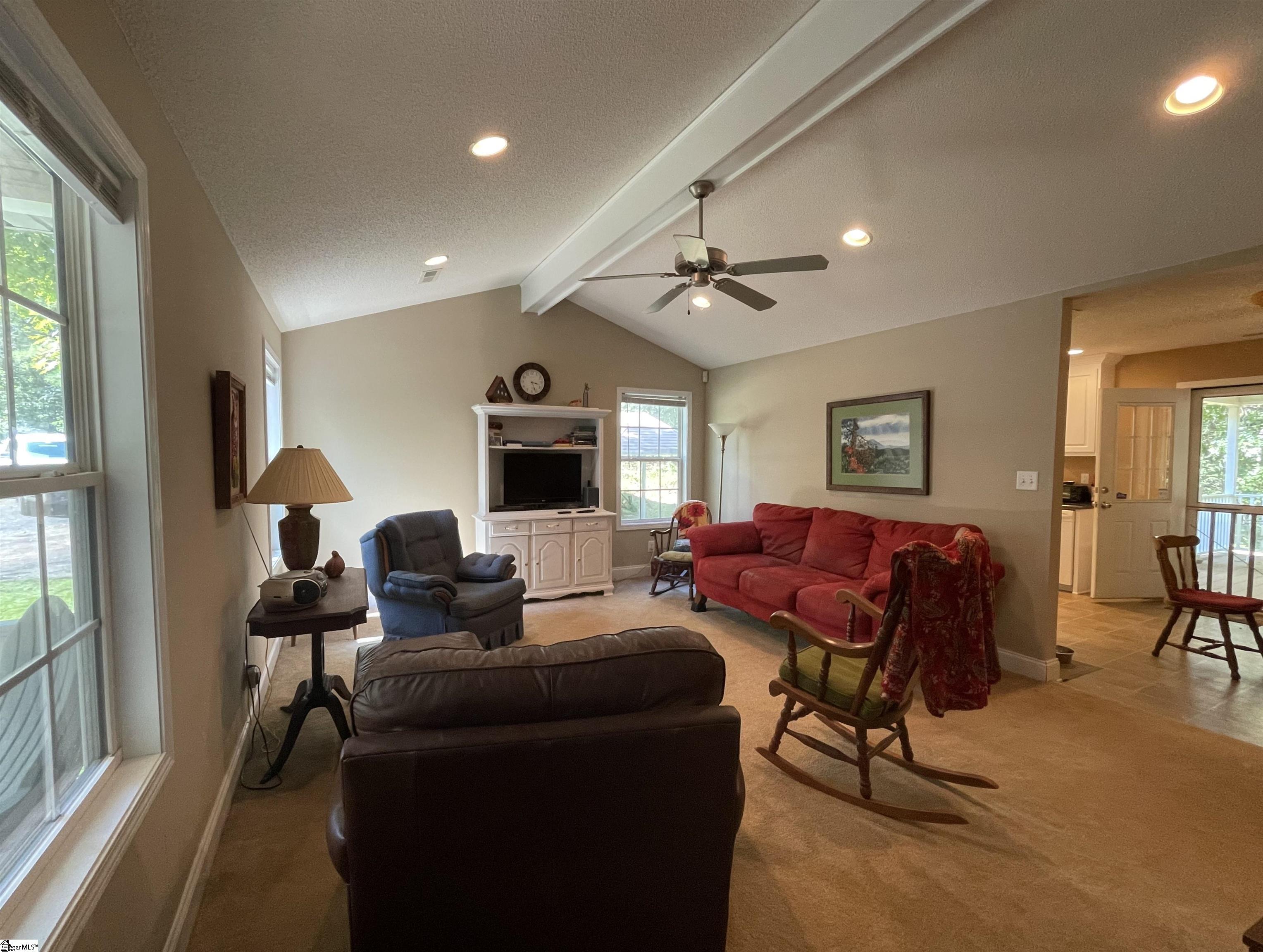 111 Chauga Road Westminster, SC 29693 - Photo 8 of 50