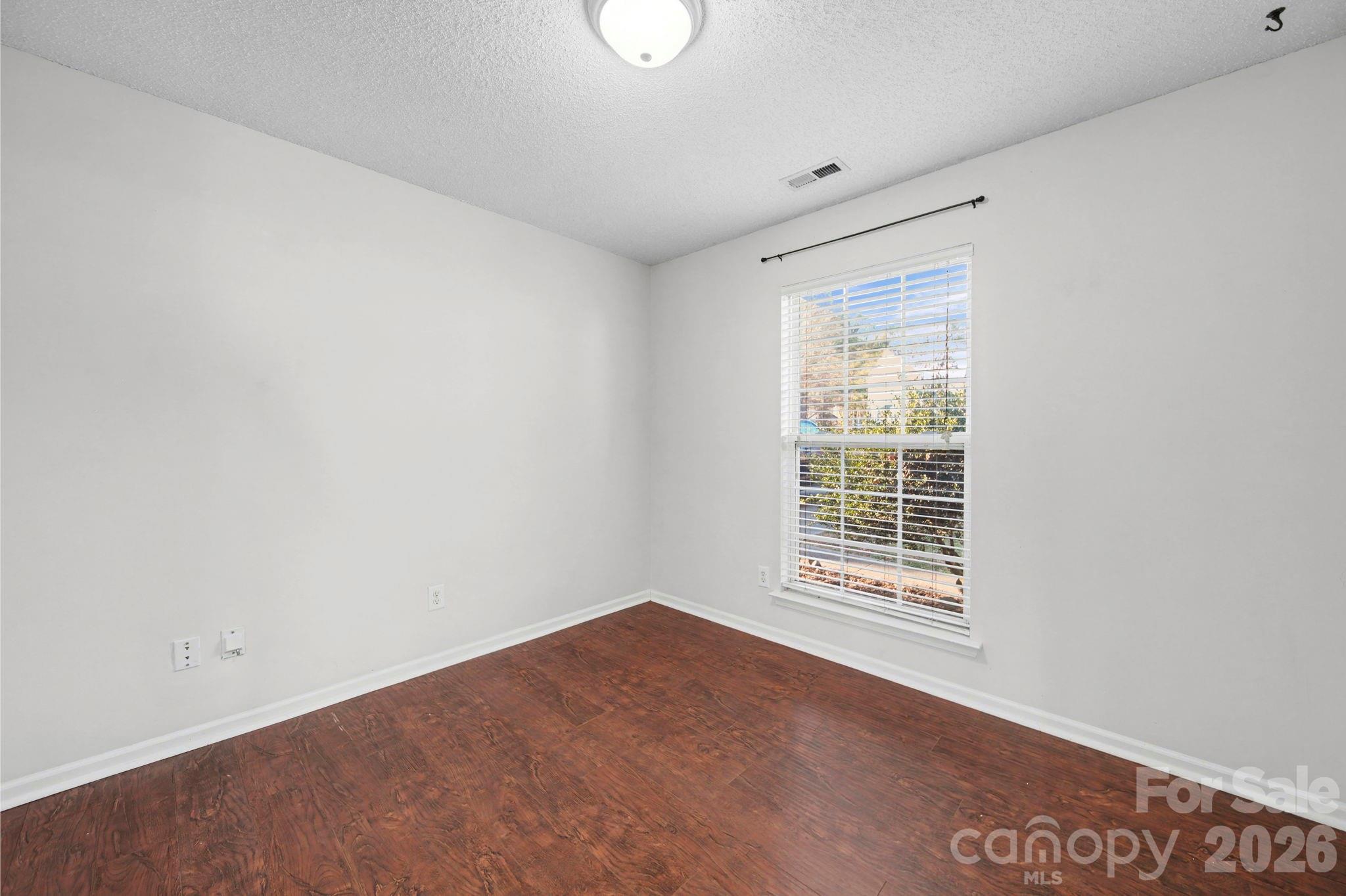 4215 Suttle Place Matthews, NC 28104 - Photo 11 of 37