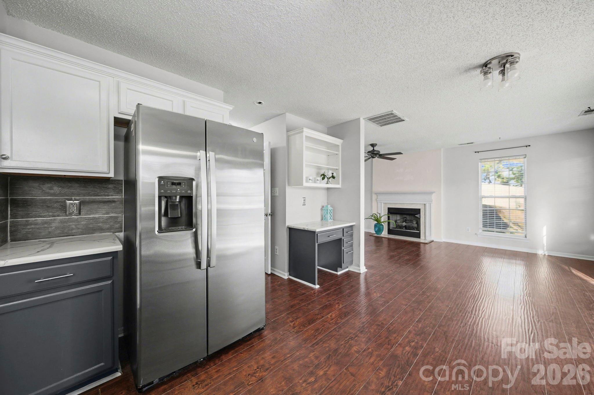 4215 Suttle Place Matthews, NC 28104 - Photo 9 of 37