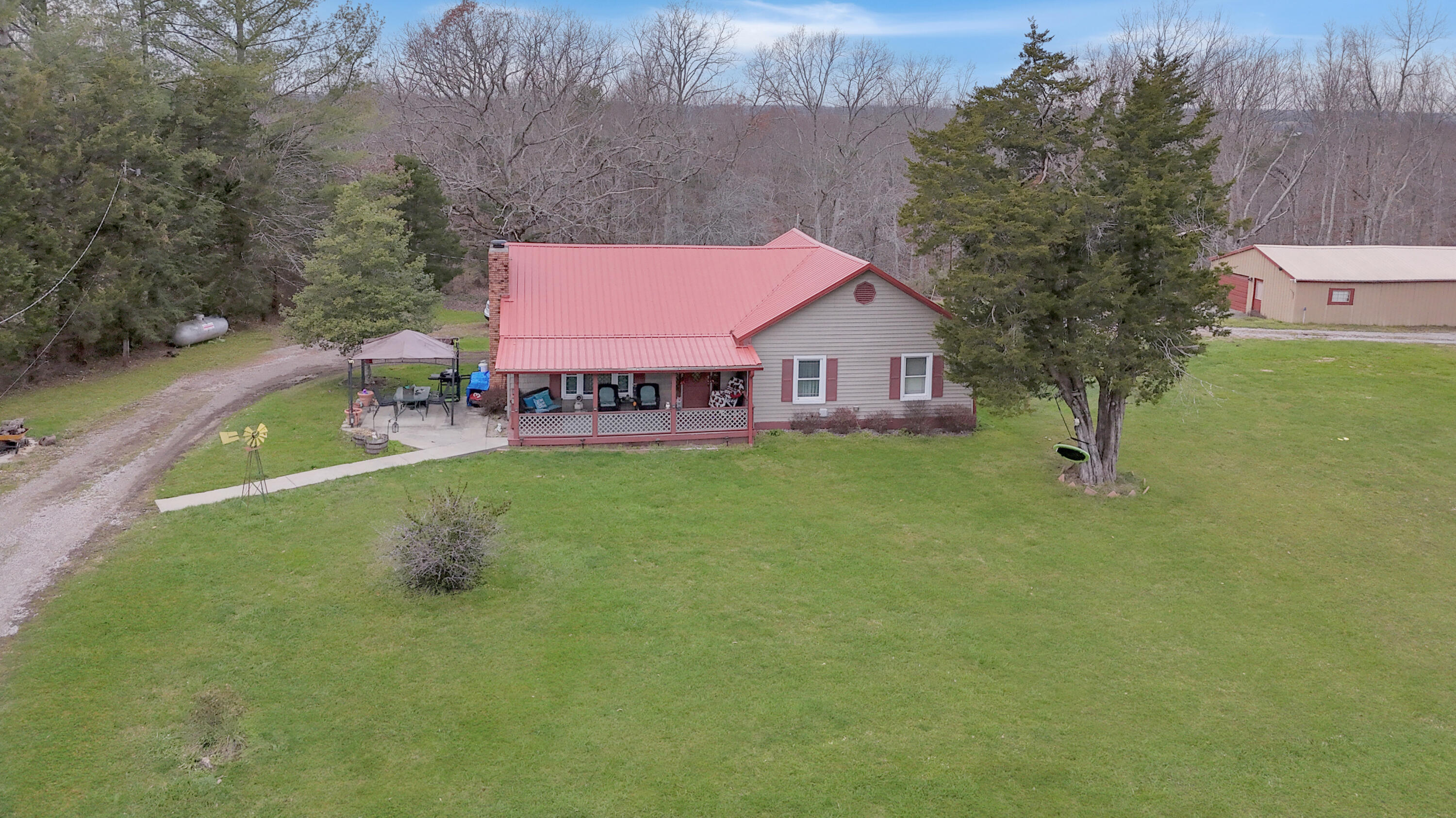 705 Oil Springs Road Winchester, KY 40391 - Photo 5 of 70 DJI_20241213152646_0062_D